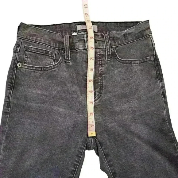 Women's Madewell 9" High Rise Skinny Distressed Jeans - Picture 4 of 8